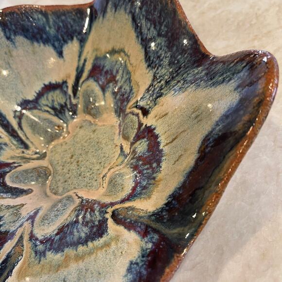 Studio Pottery dish blue flower shaped stunning!  Signed - Picture 4 of 11
